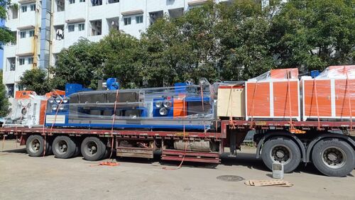 Derniers blogs de l'entreprise sur Ligne de production entièrement automatique à quatre sorties de bandes de cerclage PP | Expédition en usine