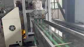 Bon prix Ligne de production de bandes de bandage en plastique PET Ligne d'extrusion Machine de fabrication de bandes d'emballage PET en ligne