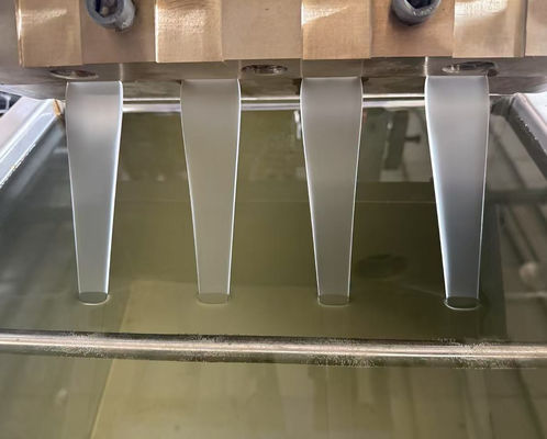 4 bandes 5mm PP bandes ligne de production entièrement automatique 80KG/h Pour les cartons de bandes