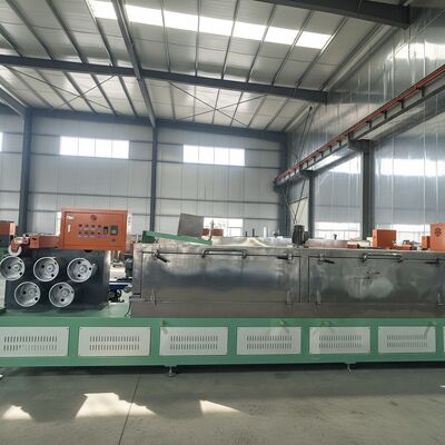 Bon prix Machine de fabrication de bandes en PET dotée d'une ligne de production complète allant du pré-séchage à l'enroulement avec étapes d'étirement et de gravure en ligne