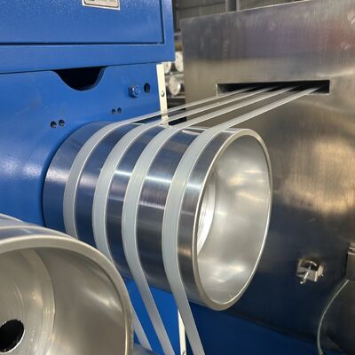 Ligne de production de sangles PP à vis unique entièrement automatique avec spécifications personnalisables pour les usines de fabrication