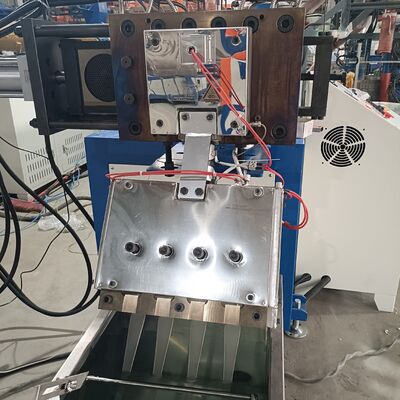 Ligne de production de sangles PP certifiée ISO9001/2015 avec capacité personnalisable et modèles de gaufrage en option